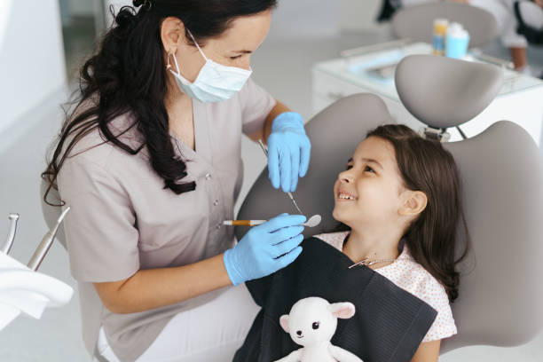 Best Broken or Cracked Tooth Emergency Dentist in Newport Beach, CA